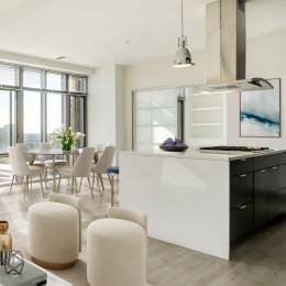 Life is good on top. 🏙️
The view from the floor-to-ceiling windows in your Penthouse at Pallas will have you feeling like you're on top of the world.
#ResidencesAtPikeAndRose #NorthBethesdaMD #NorthBethesda #Maryland #NorthBethesdaApartments #MarylandApartments #PallasAtPikeAndRose #PerseiAtPikeAndRose #TheHenriAtPikeAndRose #MarylandLiving #NorthBethesdaLiving Instagram post from @theresidencesatpikeandrose on February 06, 2024 11:00:21am